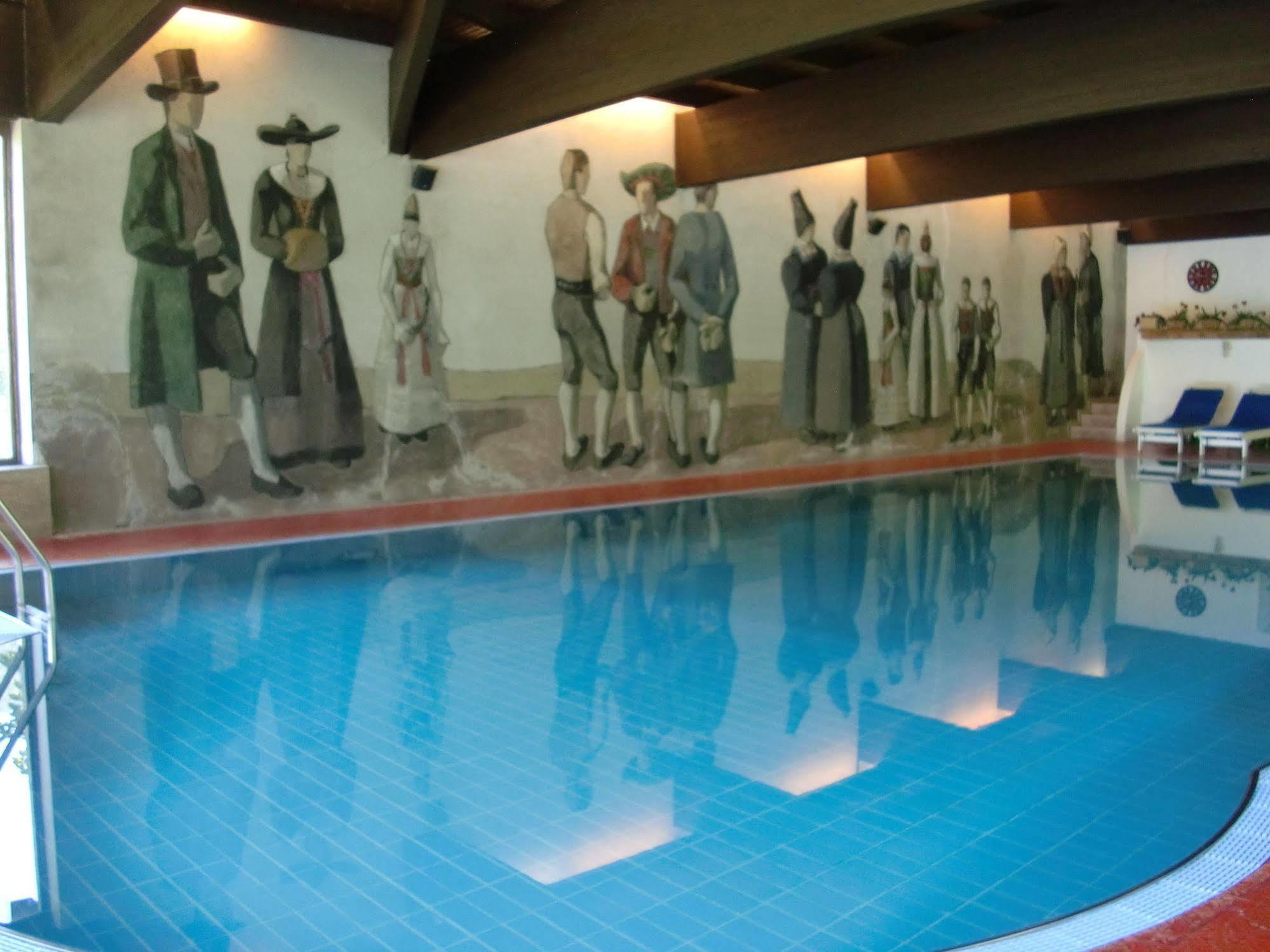 Rodes Hotel 3*