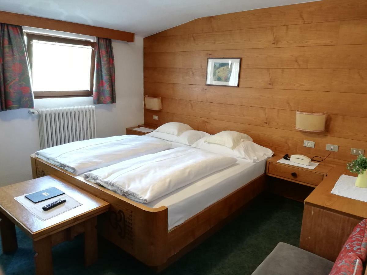 Hotel Rodes 3*